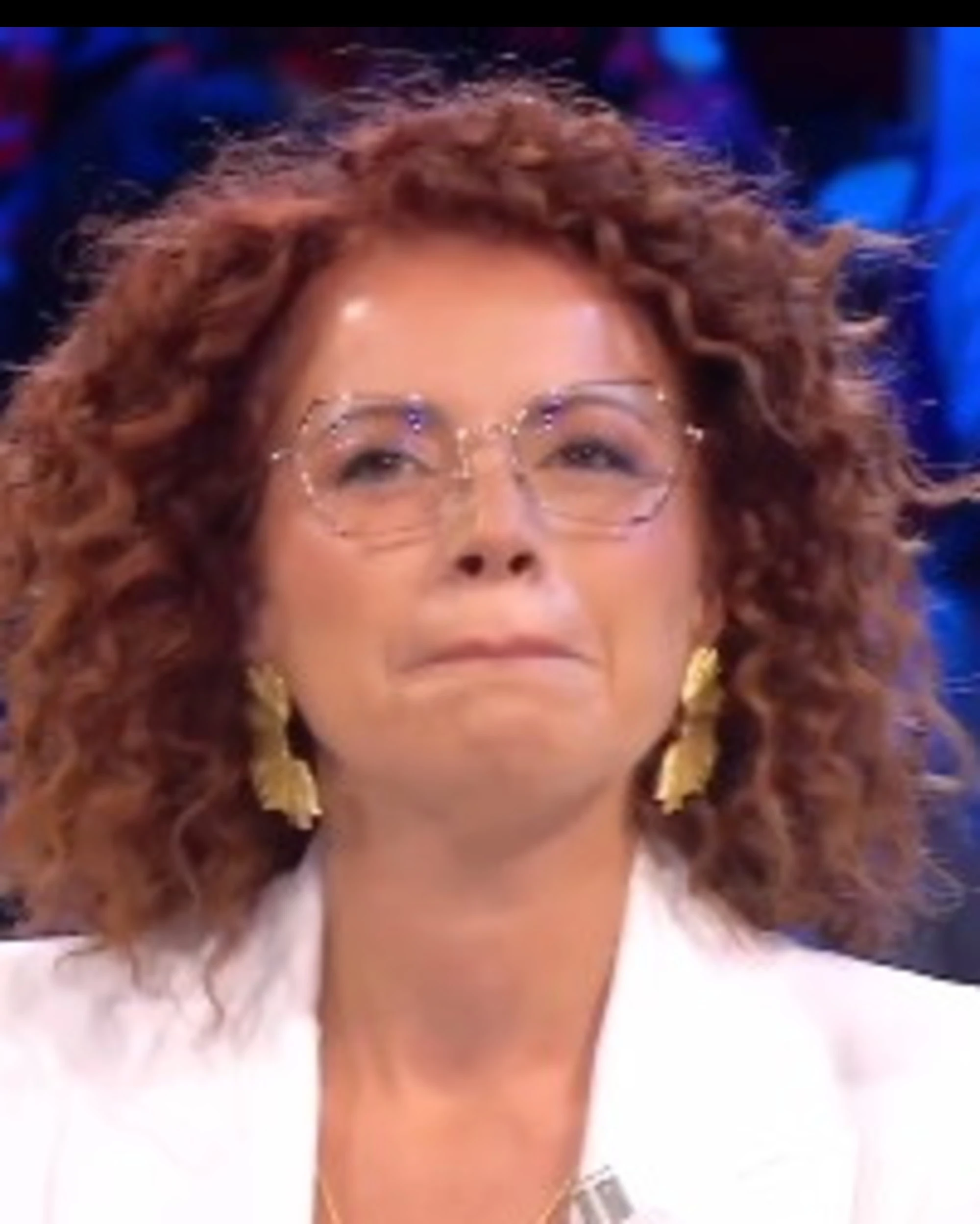 Affari tuoi, caos su Claudia: "Da chi ti difendono?"