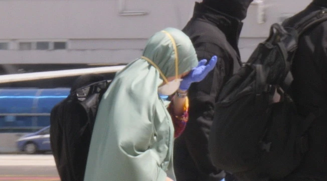 Silvia Romano interrogata per quattro ore dagli inquirenti: "Ogni due mesi cambiavo covo, mai visti in faccia i rapitori" 