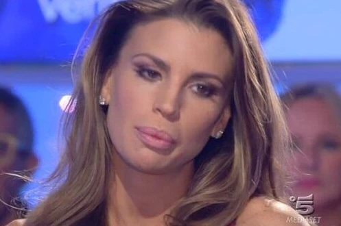 Claudia Galanti, terribile lutto in famiglia: muore nel sonno la figlia di 9 mesi