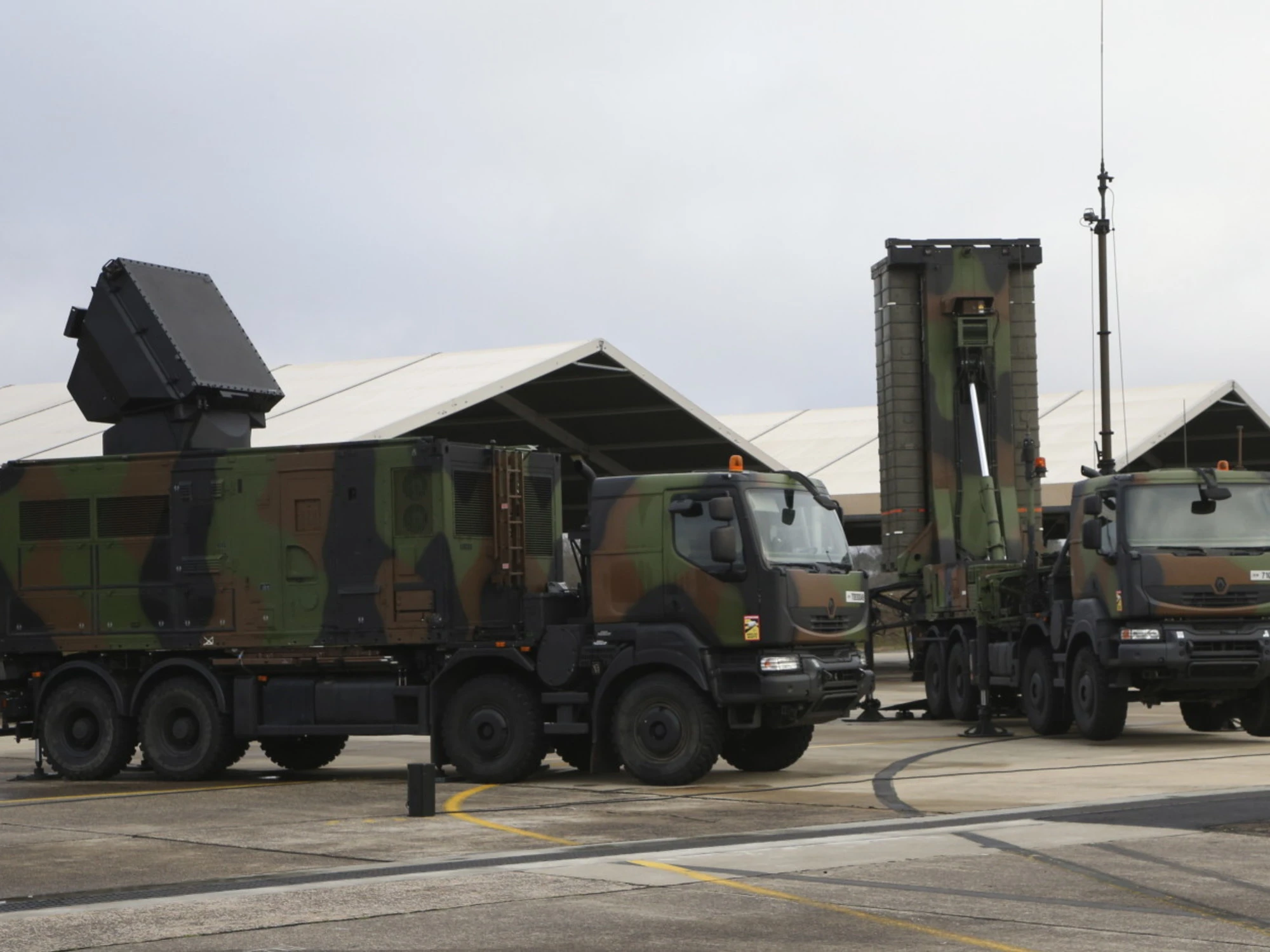 Francia, la circolare-choc: "Pronti a soccorrere i soldati", il terrore della guerra