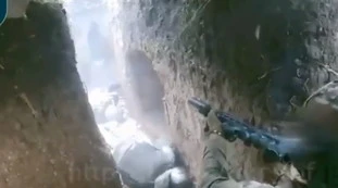 Orrore in trincea, il video-choc: massacro di soldati russi disarmati