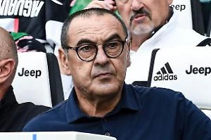 La Juventus di Sarri guarda verso Londra. C'è Giroud tra gli obiettivi. Scontro con l'Inter
