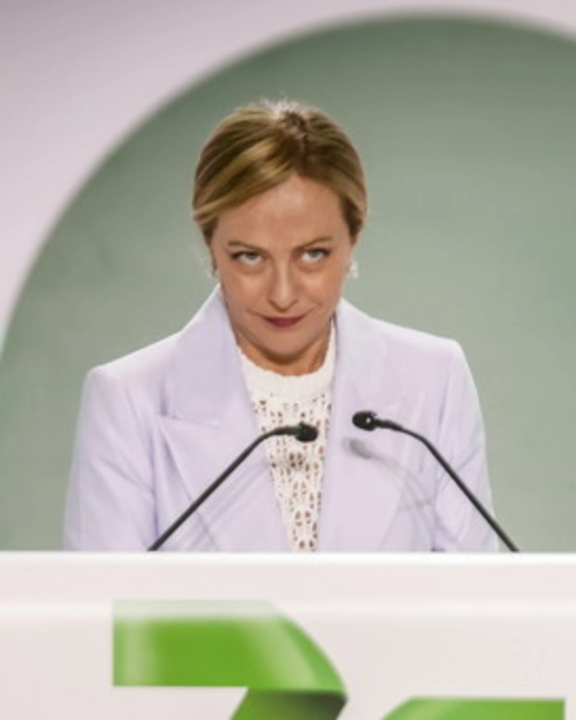 Giorgia Meloni promossa da Unimpresa: "Indici positivi, ora consolidare il Pil"
