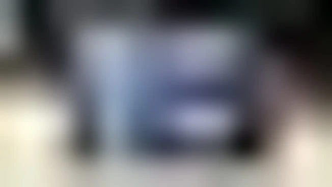 Samsung lancia il Galaxy Z Trifold, il telefono che si piega in tre