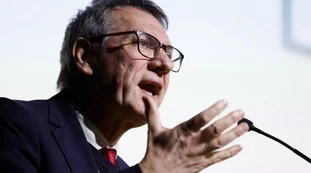 Maurizio Landini sbotta e querela Carlo Calenda