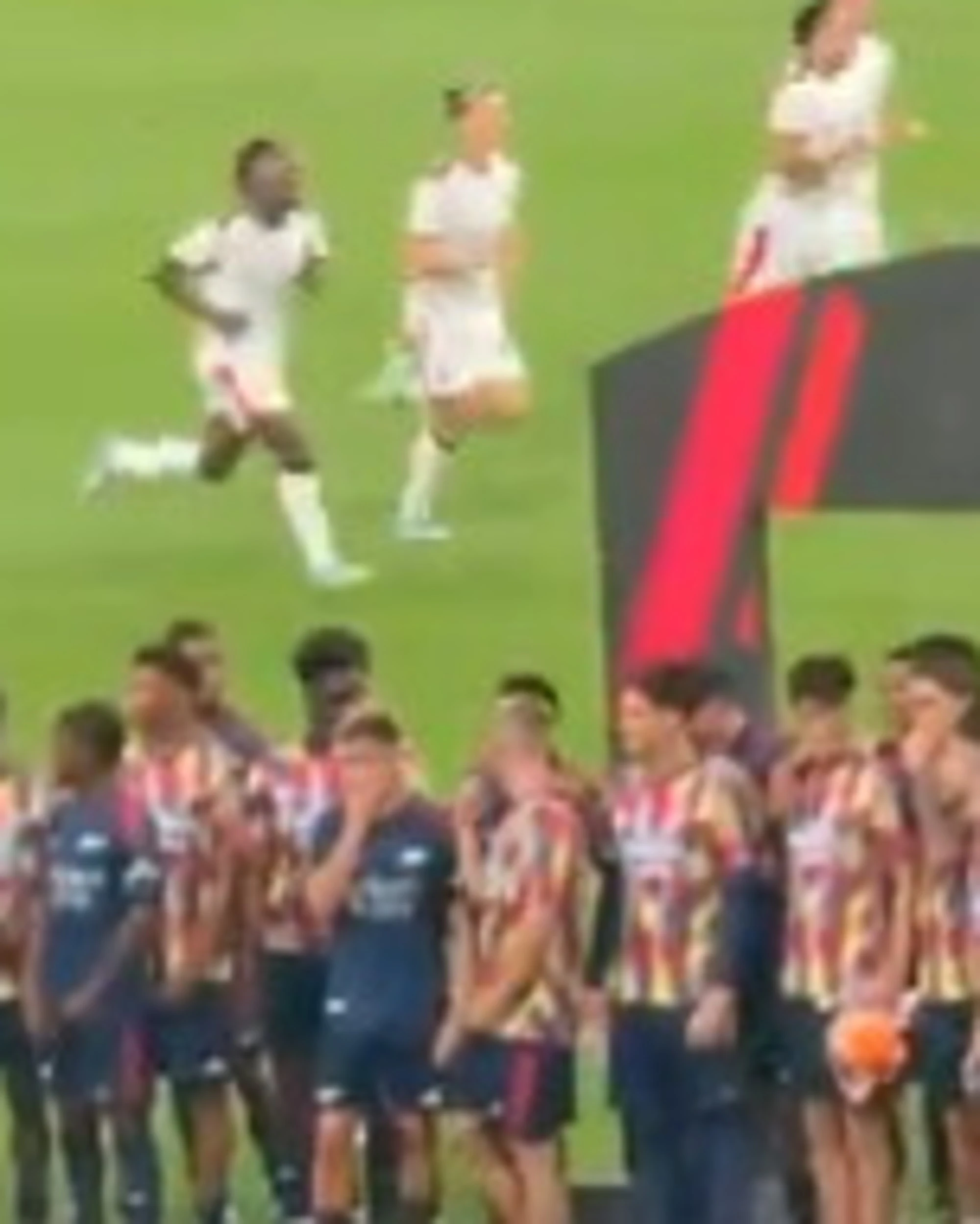 Milan, sfregio clamoroso dell'Arsenal: "Che fine fa la coppa"