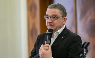 Provincia di Trento, il governo impugna la legge sul terzo mandato: scontro con la Lega