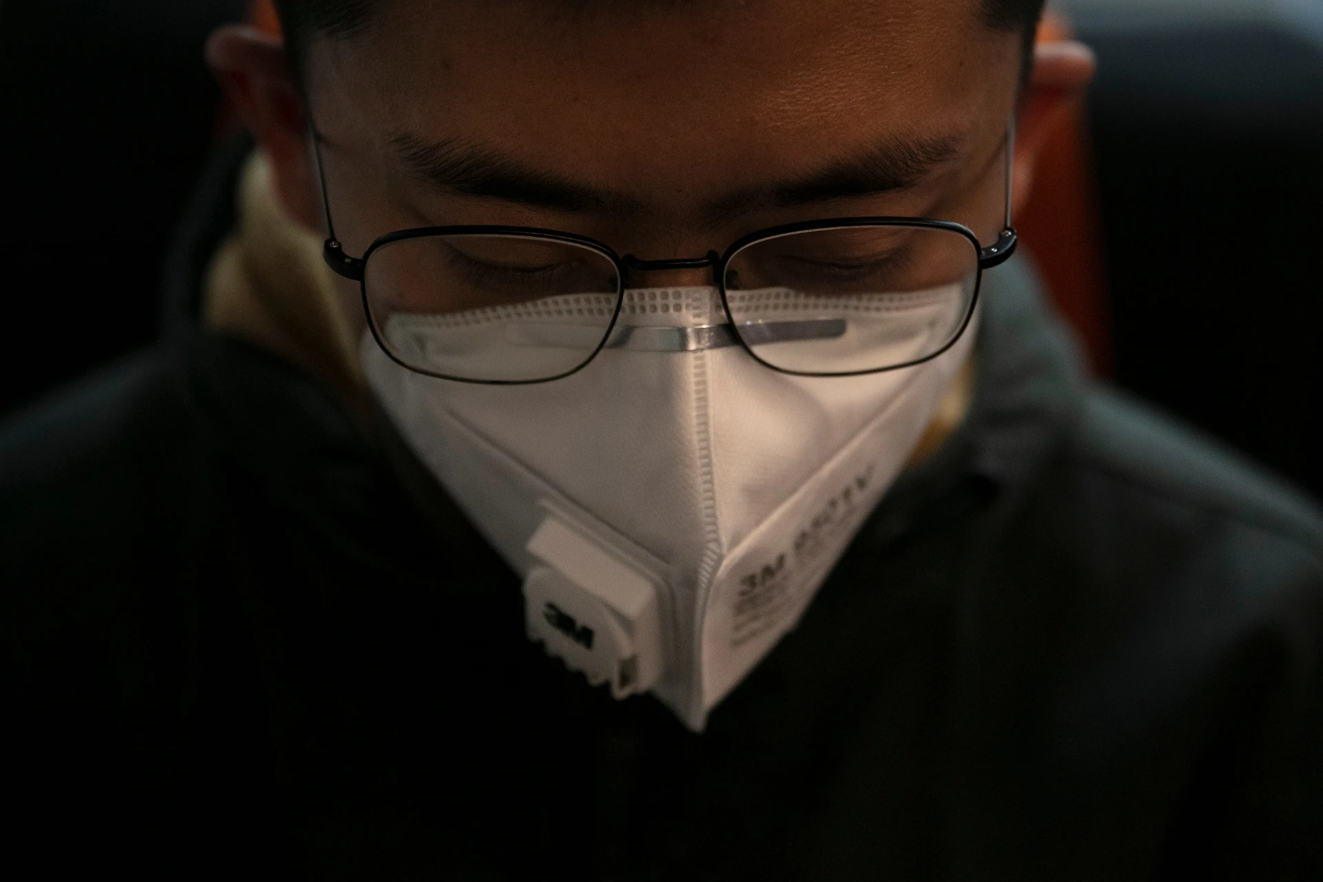Coronavirus, il vignettista di Wuhan svela le menzogne del regime: &quot;Cosa hanno nascosto al mondo&quot;