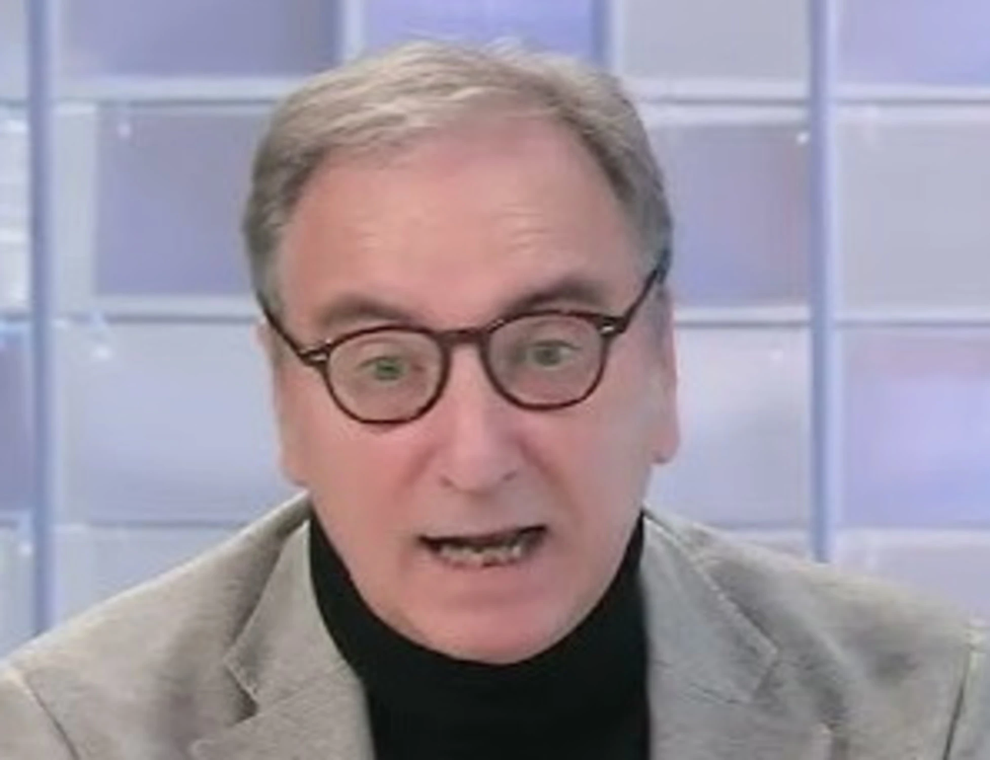 Modena, Antonello Caporale contro Salvini: "Ci spieghi perché aveva la patente"