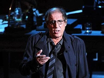 Celentano: "Disgustato dai 'magnifici 7', fermi i soldi di Sanremo per i poveri"