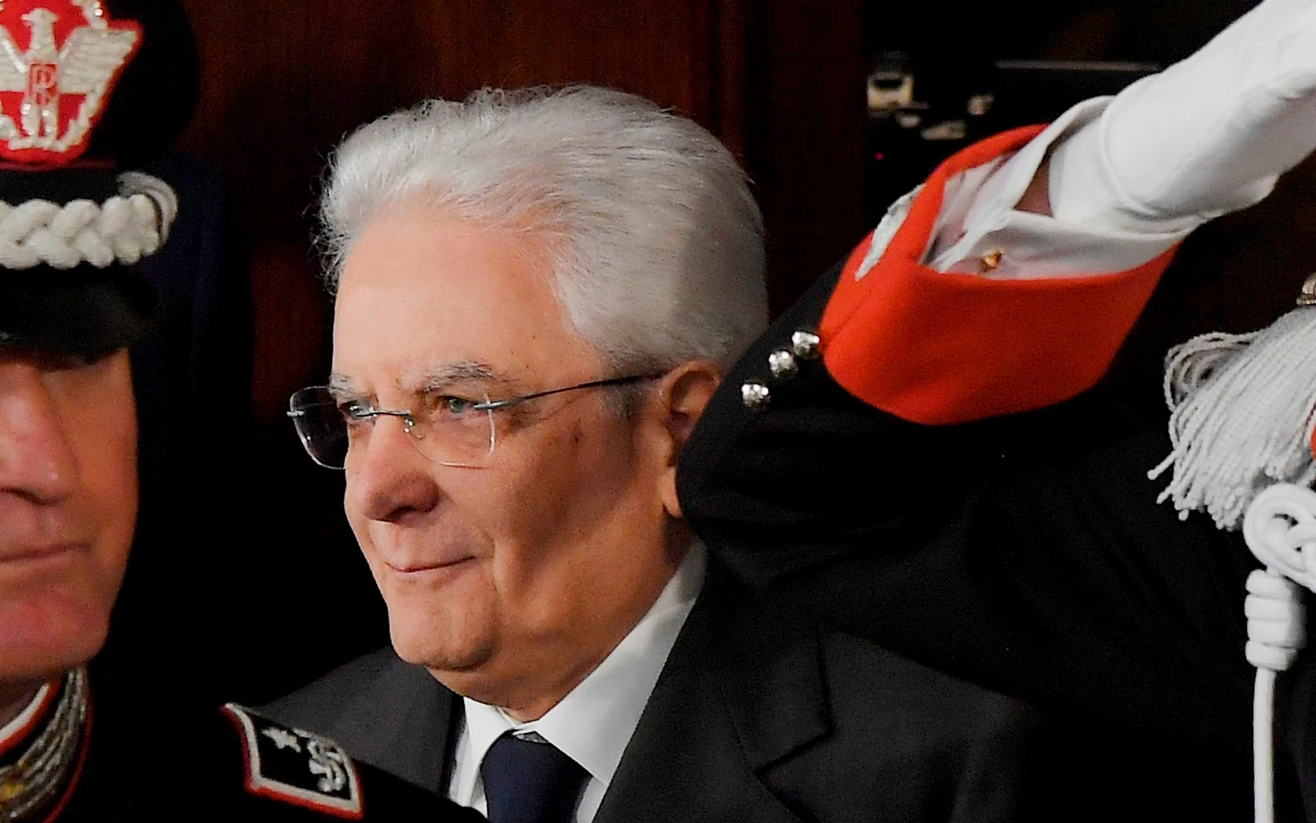 Sergio Mattarella furibondo al Quirinale, lo sfogo: "Questo è il gioco dell'oca"