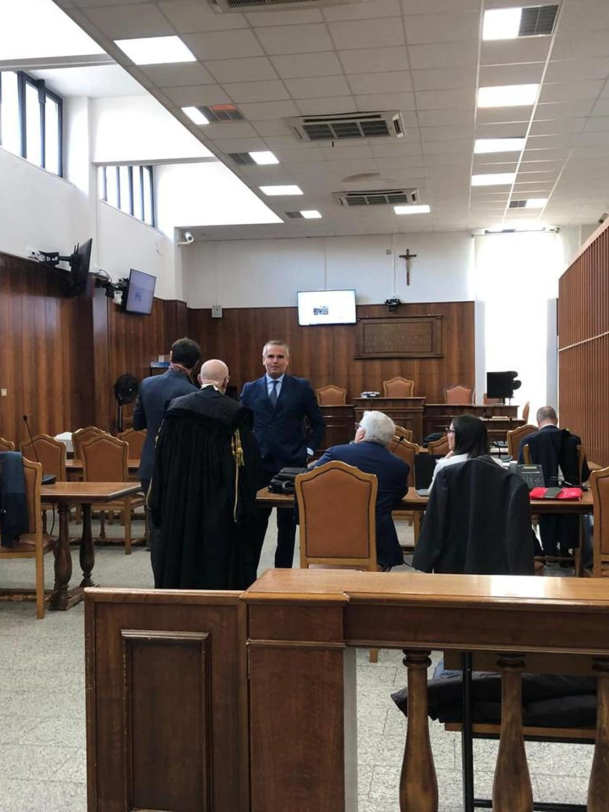 Ciro Grillo, scoppia il caos in tribunale dopo la morte del figlio del giudice