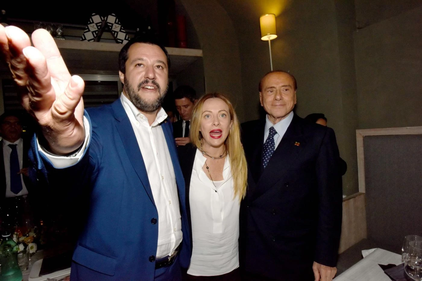 Salvini, Meloni e Berlusconi, il sondaggio beffardo: a quanto vola il centrodestra. I dati che spiegano tutto