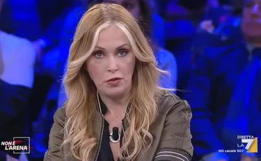 Roberta Bruzzone, stalking e messaggi inquietanti: indagata la criminologa