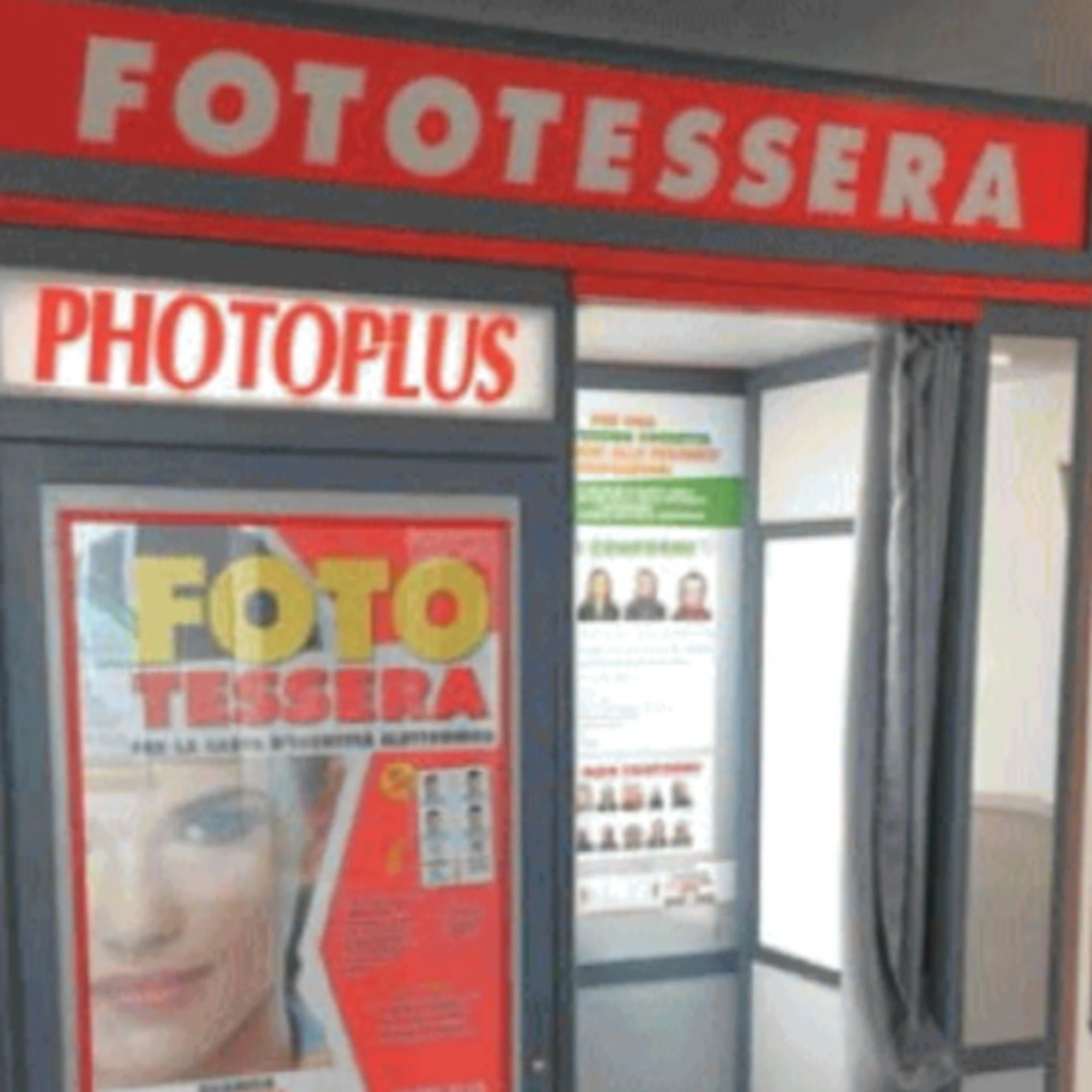 Le macchinette per fototessere poetiche custodi di memorie