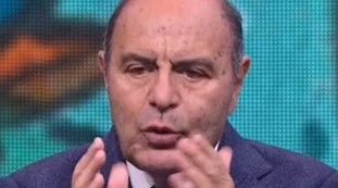 Bruno Vespa, strepitoso vaffa alla Merkel per i vaccini: "Solo i tedeschi", così umiliano gli italiani
