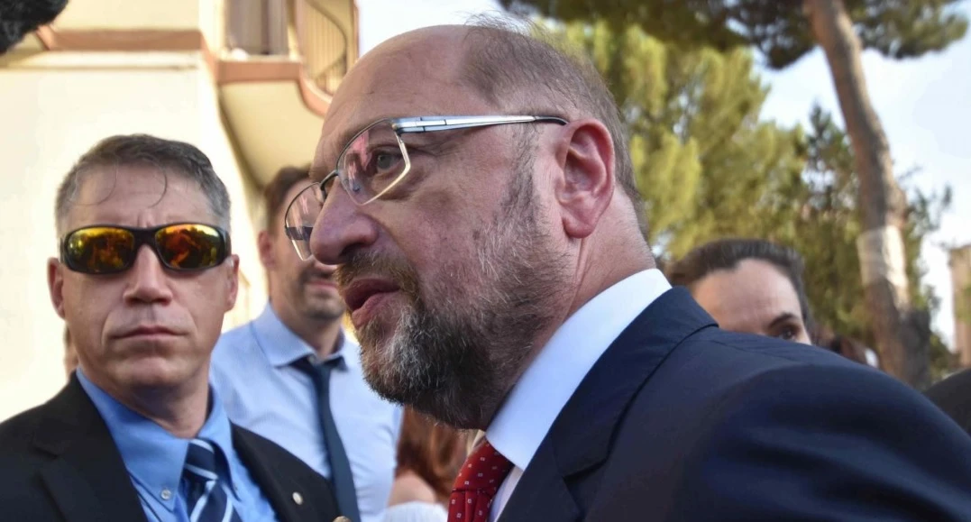 Martin Schulz, il vergognoso ritorno: dopo Silvio Berlusconi, adesso insulta Matteo Salvini