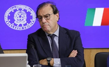 Fisco, Maurizio Leo: "Riforma pronta, aliquota al 33% fino a 60mila euro". Meno tasse al ceto medio