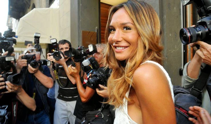 "Minetti consulentesu prostituzione"E la bella Nicolequerela Santoro