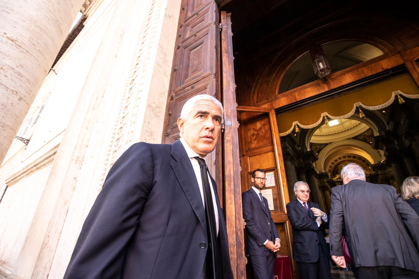 Pierferdinando Casini, la soffiata su Silvio Berlusconi: "Penso che sotto sotto...". Cambia il quadro