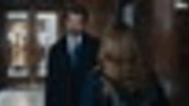 Luca Argentero si trasforma nell'affascinante "Avvocato Ligas"