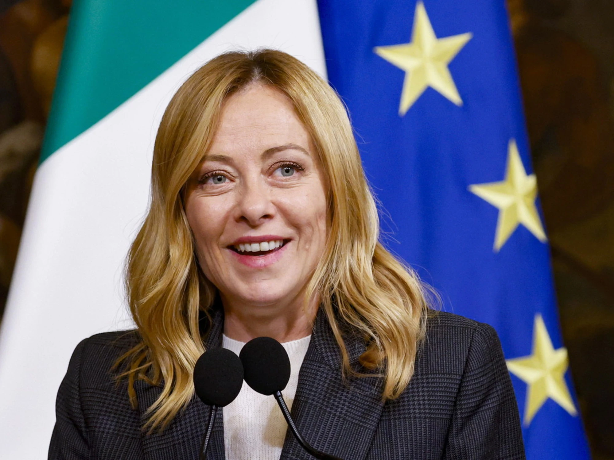 Giorgia Meloni esulta per Moody's. E Conte rosica in tempo record