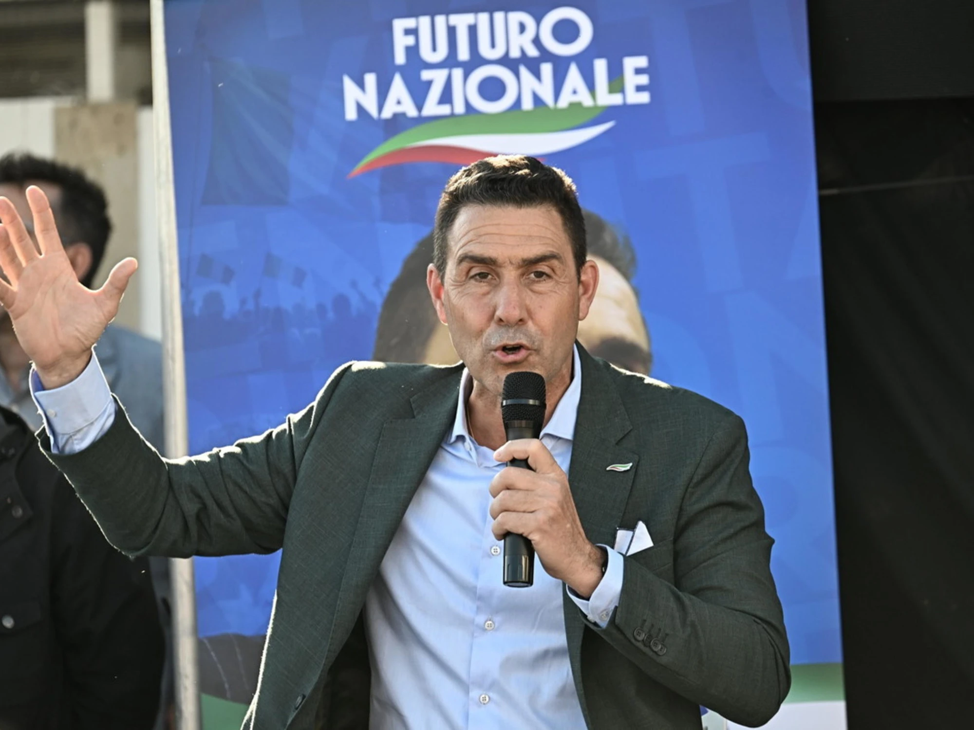 Roberto Vannacci, la minaccia: "Nessun limite", chi passa col generale