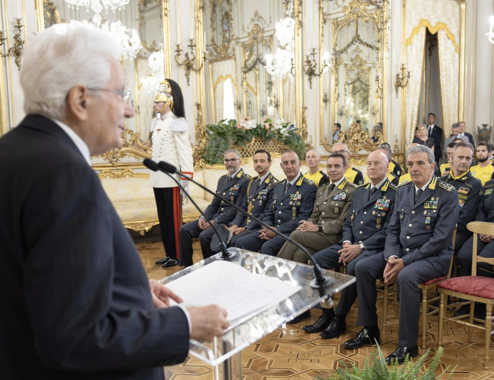 Sergio Mattarella, il messaggio commosso per Carlo Legrottaglie