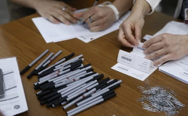 Test Medicina, spuntano le foto sul web: cosa rischiano ora gli studenti