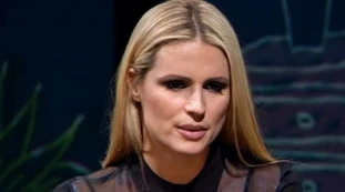 Michelle Hunziker, bomba a sorpresa sulla conduttrice: "Oppressiva, severa. Sognavo la libertà"