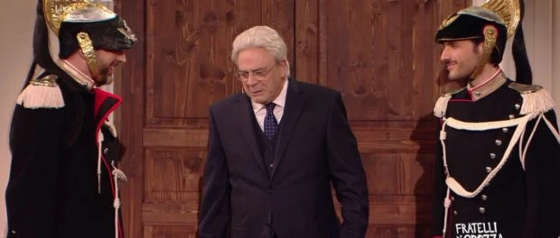Sergio Mattarella, Maurizio Crozza ai limiti del vilipendio: come riduce il presidente, nei giorni decisivi