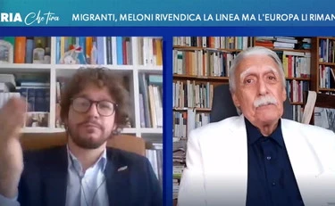 L'aria che tira, scintille tra Revelli e Gasperini: "Maleducato", "E tu esperto di..."