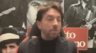 Andrea Scanzi si è rovinato da solo: "Voto Giorgia Meloni"