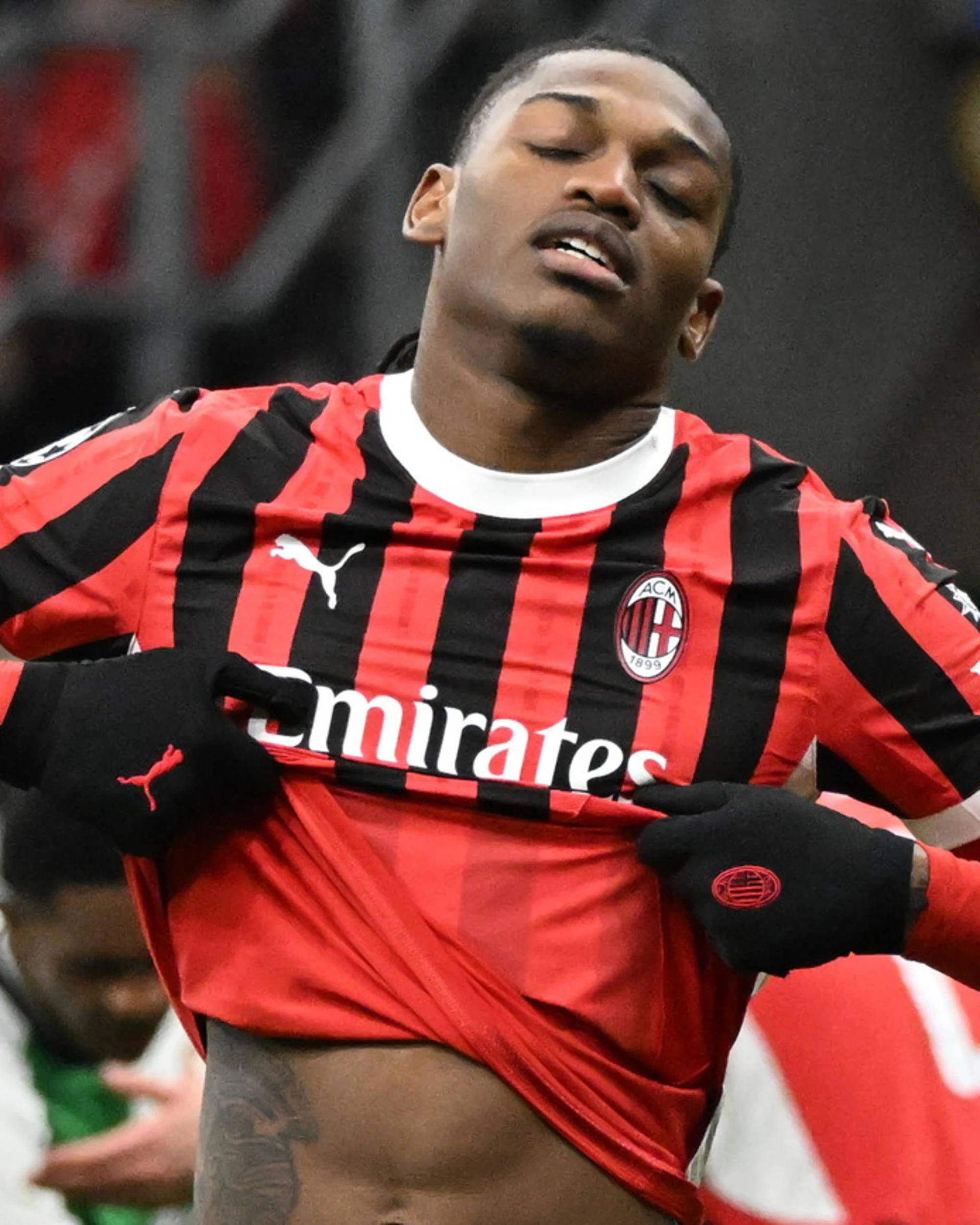 Rafa Leao a un passo dall'addio, Milan nel dramma: "Con chi firma"