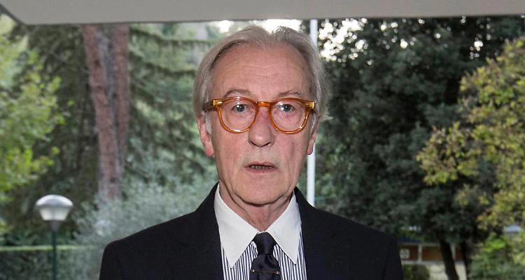 Vittorio Feltri: "La rapina del foggiano Conte e Di Maio da Napoli. Siamo al brigantaggio"