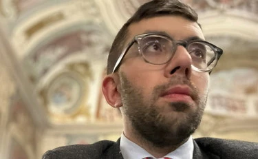 Varese, ira della Lega contro il consigliere Pd: "Utilizzo inappropriato tricolore"