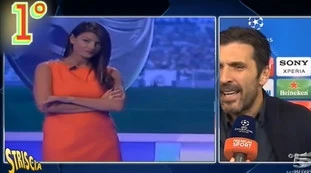 Striscia la Notizia, Gianluca Vialli e la domanda agghiacciante a Ilaria D'Amico: "Dì la verità, quanti calciatori te l'hanno...?"