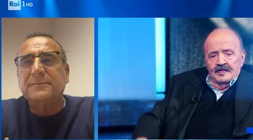 Domenica In, Carlo Conti in lacrime: "Cosa mi ha regalato Costanzo"