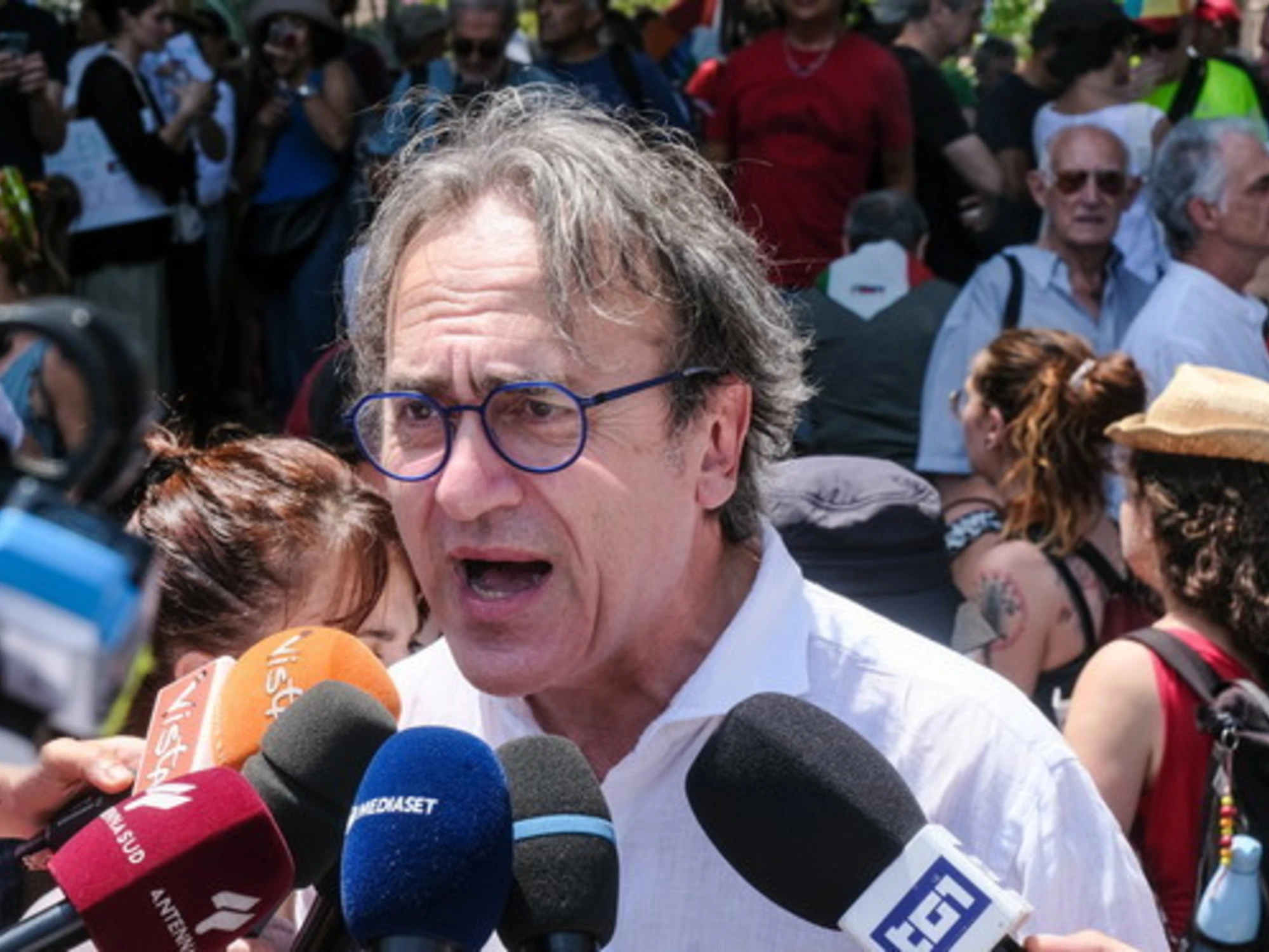Angelo Bonelli, affondo contro Schlein e Conte: "Una sfida assolutamente dannosa"