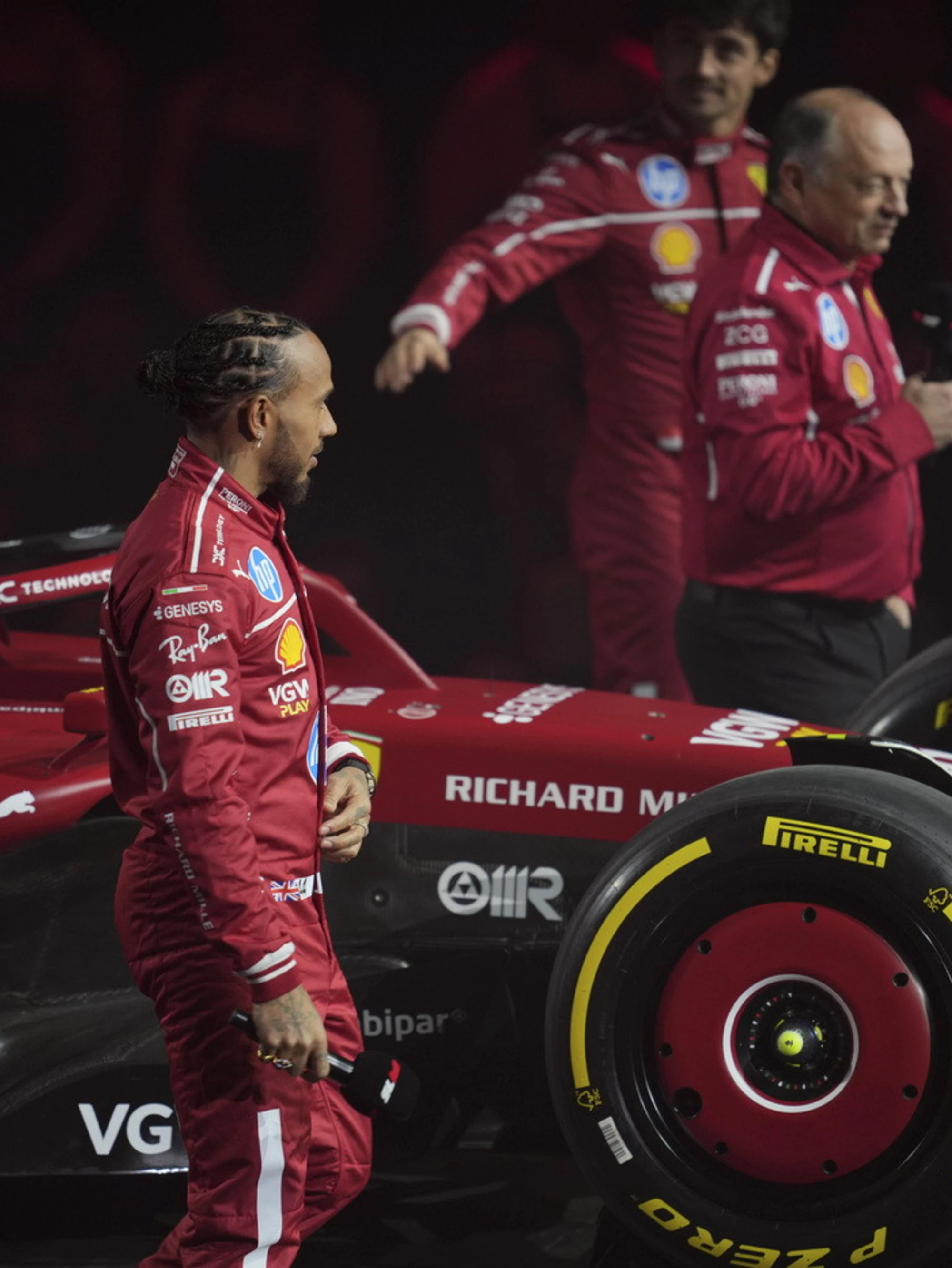 Lewis Hamilton, le parole su Vasseur: Ferrari nel caos totale