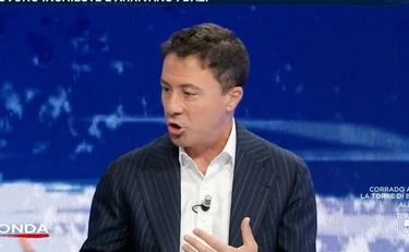 In Onda, Bocchino stronca i gufi: "Chi pagherà i dazi di Trump"