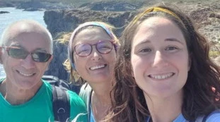Orbassano, condividono il dramma del suicidio della figlia in un'intervista. Poi si tolgono la vita