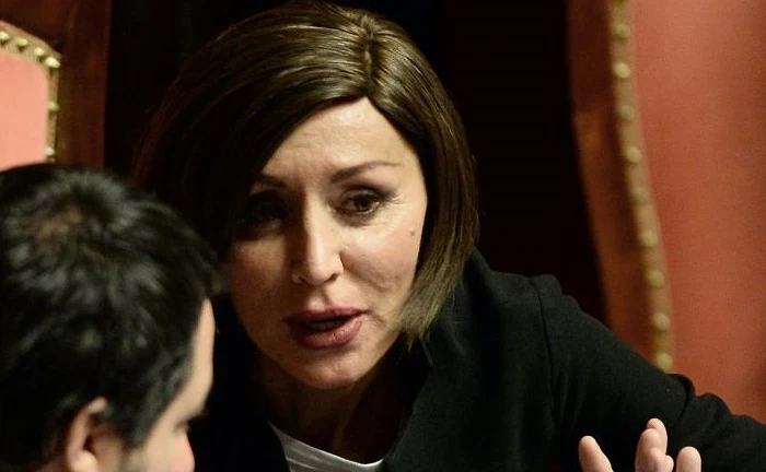 Vittorio Feltri contro Silvio Berlusconi: "Ha rifiutato Anna Maria Bernini? Ovvio, lei è brava"