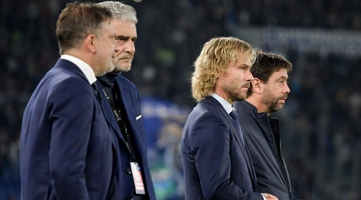 Calciomercato, la Juve corre ai ripari: "Contattato il Manchester United", chi sono i due big nel mirino per gennaio