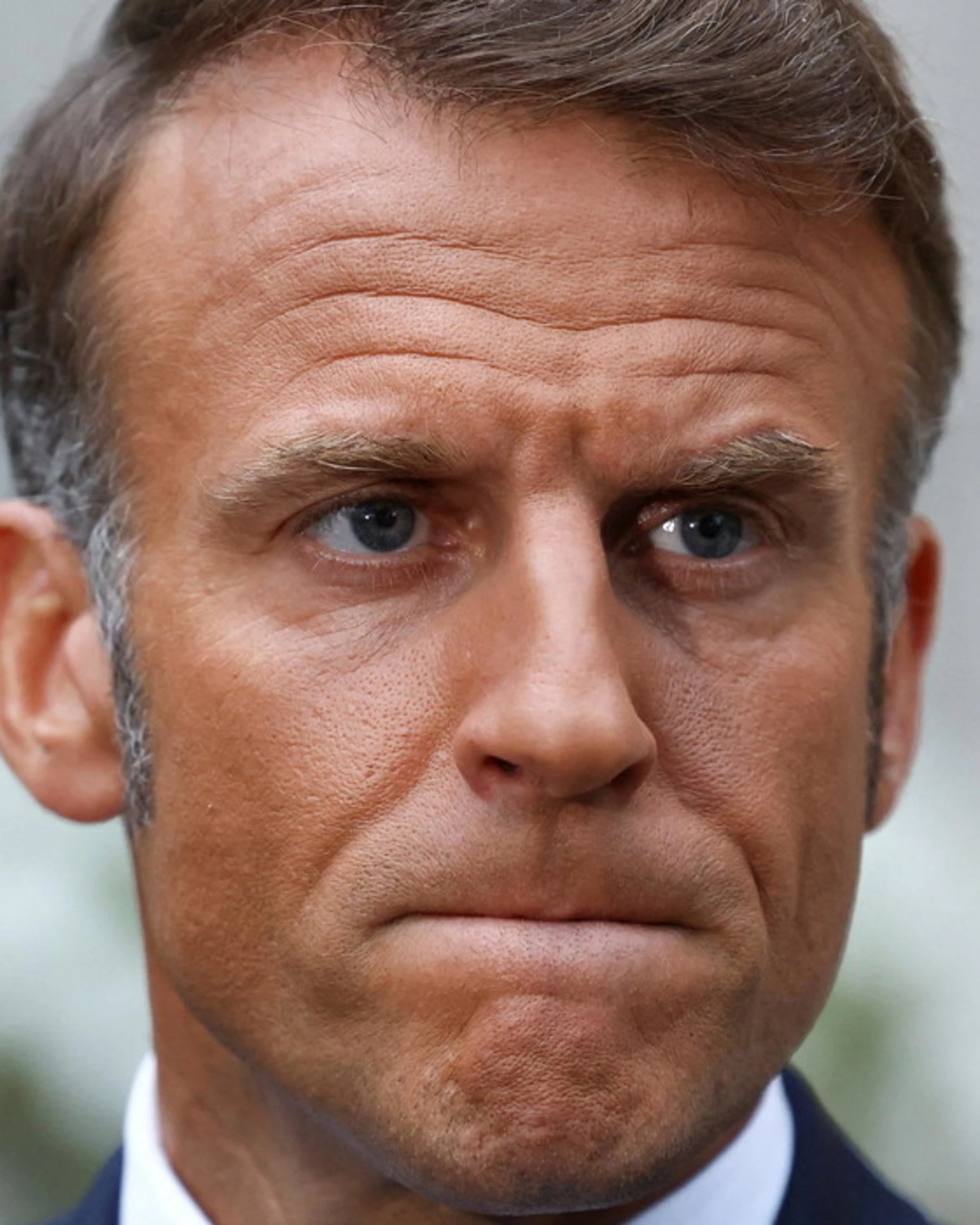 Macron, "invidia di Meloni e paura di Le Pen": cosa c'è dietro l'attacco all'Italia