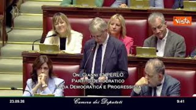 Cuperlo ricorda Guccini: "A te, Maestrone, solamente il nostro grazie". Applauso bipartisan in Aula