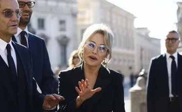 Marina Berlusconi, via all'"assedio del Palazzaccio": toghe all'angolo, cosa sta succedendo