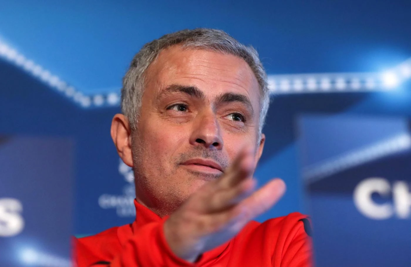 Josè Mourinho, pioggia di soldi dopo l'esonero dal Manchester United: quanto lo pagheranno per parlare
