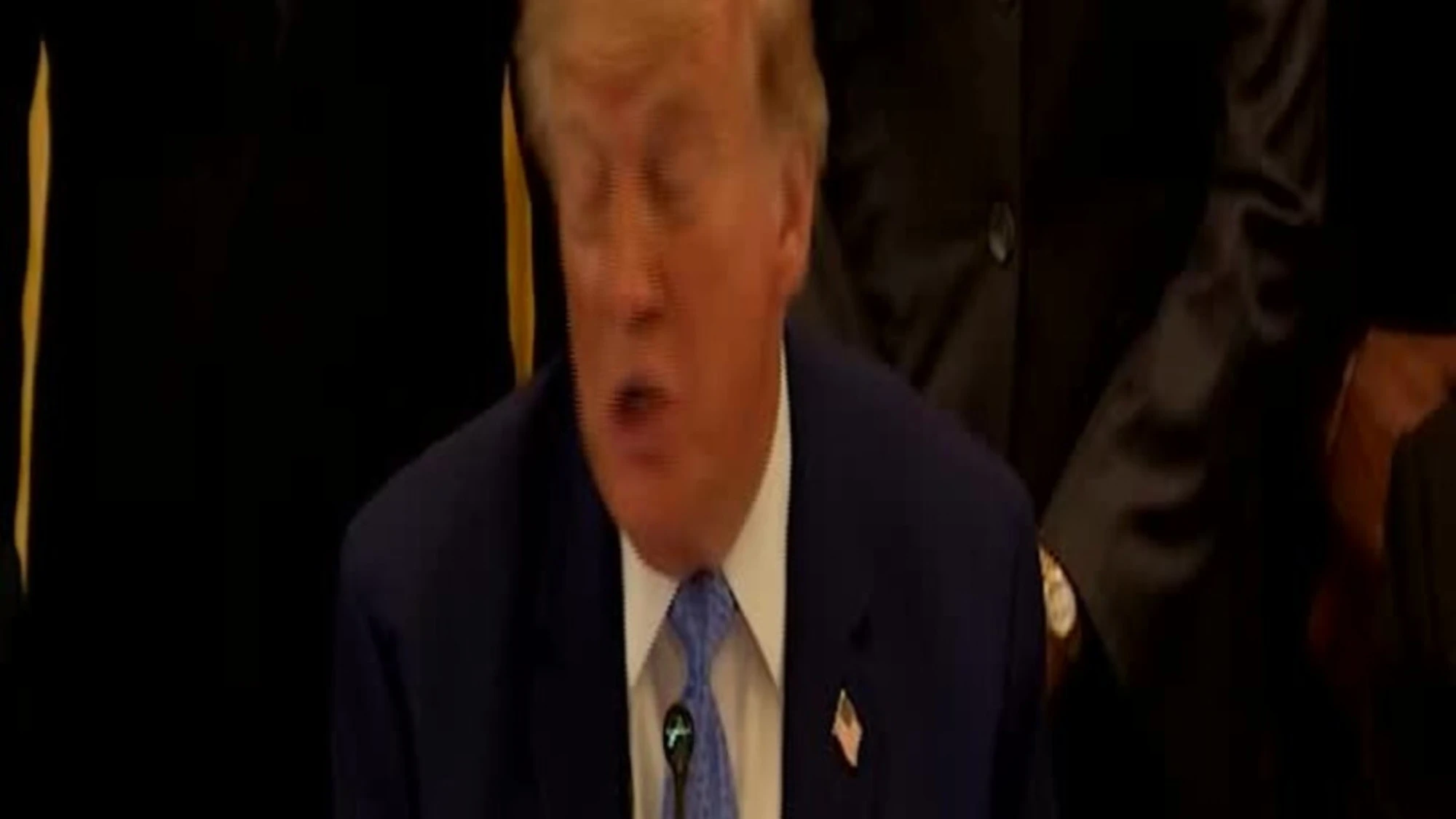 Trump: "Abbiamo cambiato il nome dell'IA"