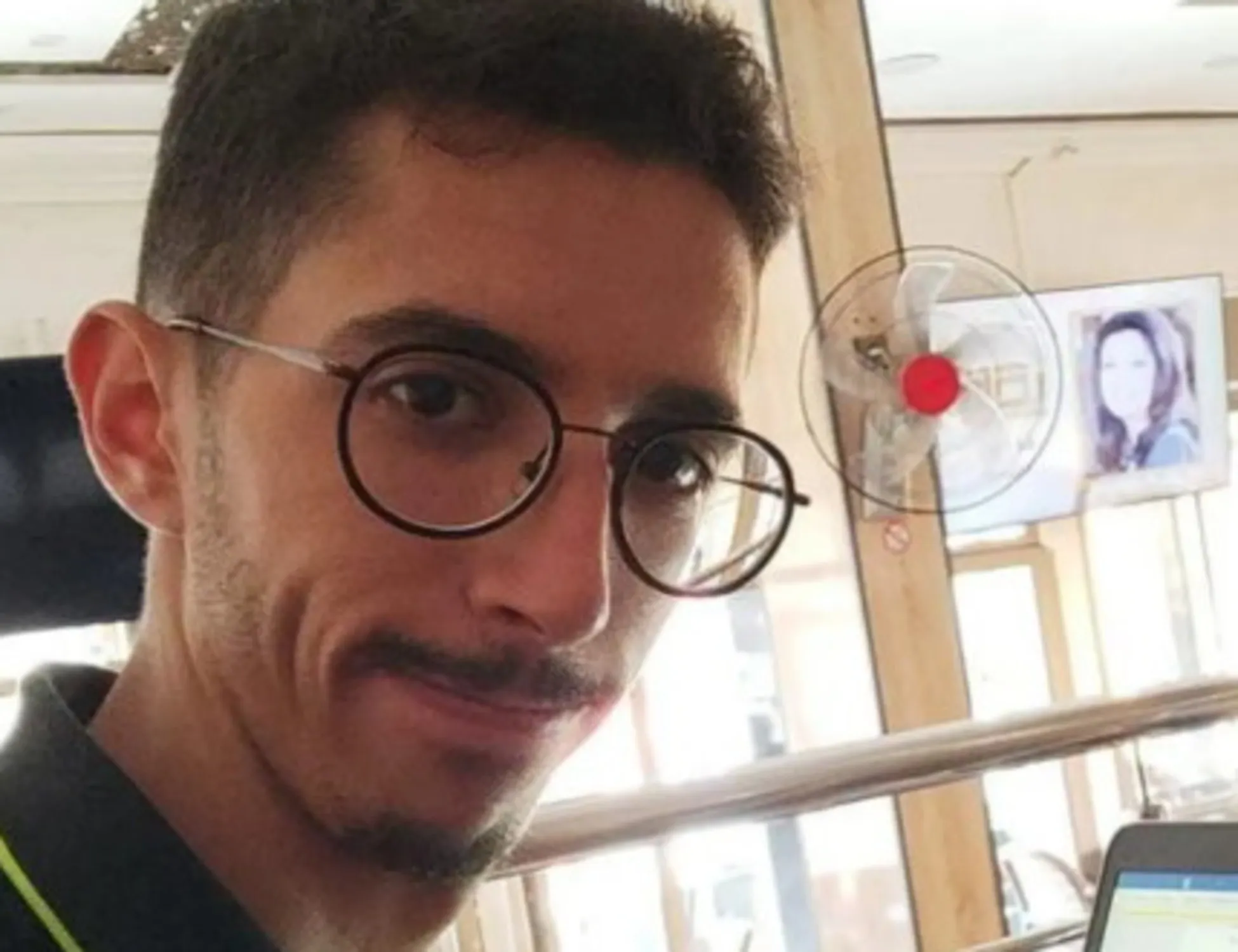 Perché Siher è libero: cosa scrive la Gip sul leader del "17 ottobre"